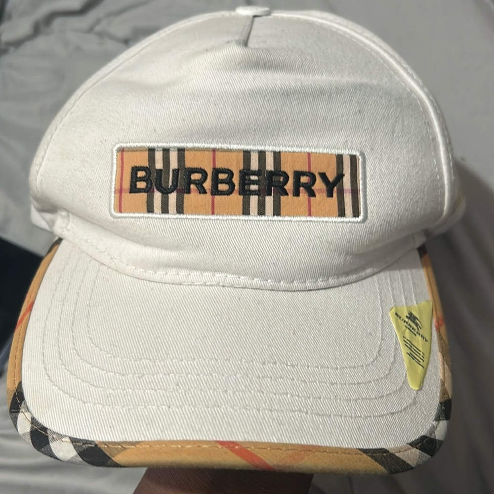 Only been worn 2times not really asking for a big price for it